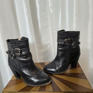 Frye Jenny Shield Size 7 Boots Ankle Buckle Motorcycle Biker Leather Black Heels